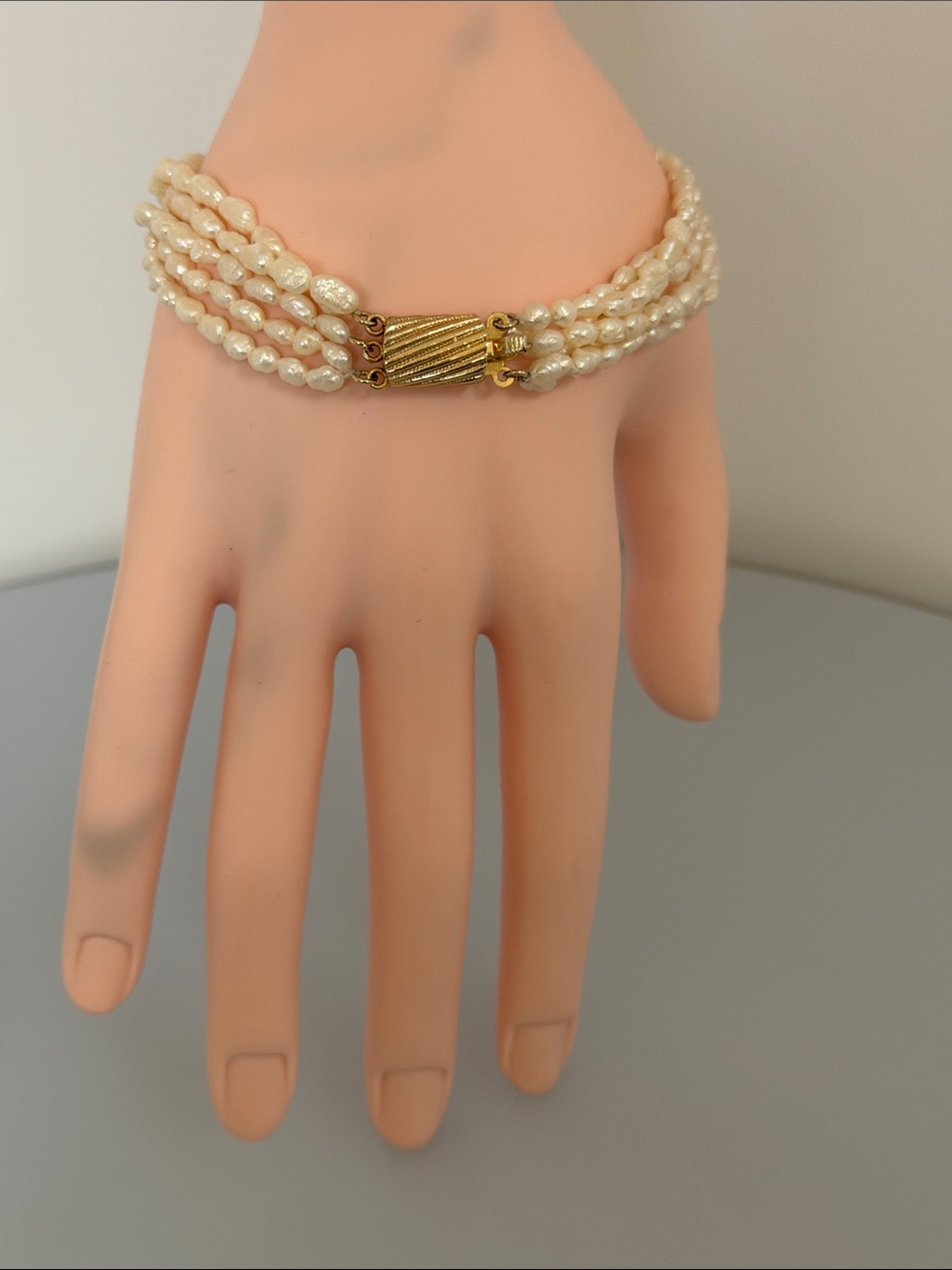 Pearl real with Gold Clasp Bracelet